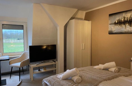 Grasberg Apartamento | Ferienwohnung zwischen Lilienthal und dem Künstlerdorf Worpswede