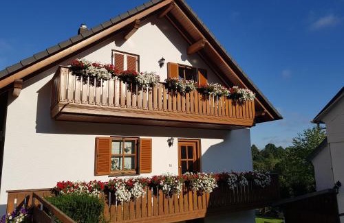 Lichtenberg Apartamento | Ferienwohnungen am Burgberg