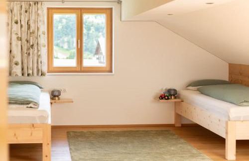 Grossdorf Apartamento | Ferienwohnungen am Dorfbach