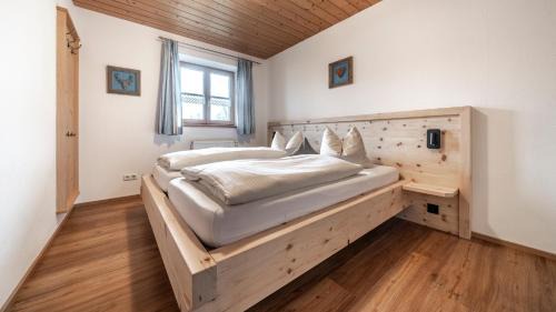 Gilgenhofe Apartamento | Ferienwohnungen am Lahnerbach