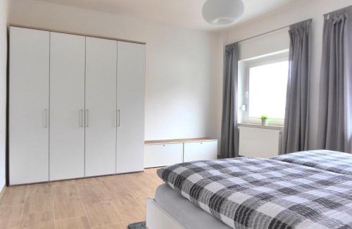 Lubben Apartamento | Ferienwohnungen 'An der Schlossinsel' mit Wasserzugang