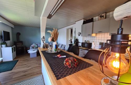 Berlar Apartamento | Ferienwohnungen Dorfliebe Dörnberg GARTENBLICK