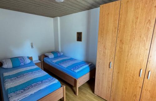 Bad Endorf Apartamento | Ferienwohnungen Gmeiner