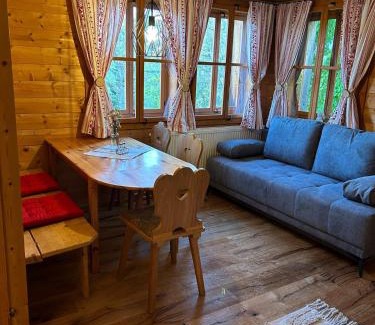 Aspangberg-Sankt Peter Apartamento | Ferienwohnungen Hatzl