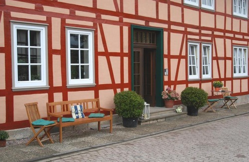 Hann. Muenden Apartamento | Ferienwohnungen Haus Froschkönig