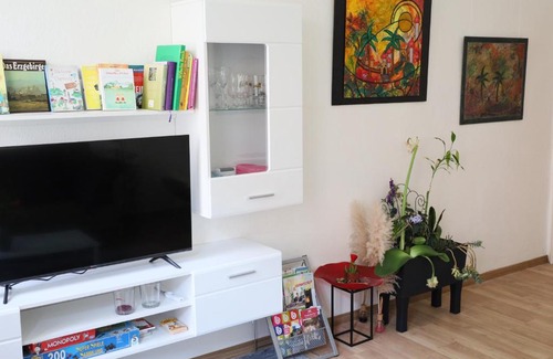 Sonnenberg Apartamento | Ferienwohnungen in der Kunstgalerie Charlie und Jenny