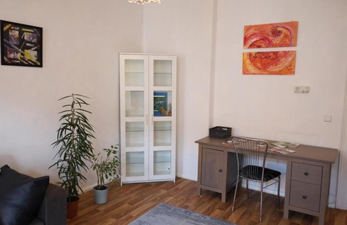 Sonnenberg Apartamento | Ferienwohnungen in der Kunstgalerie Charlie und Jenny