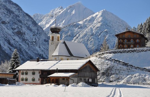 Elbigenalp Apartamento | Ferienwohnungen Kerber