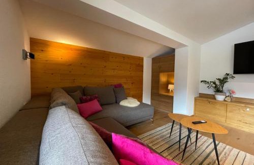 Burgstall Apartamento | Ferienwohnungen Mauracher