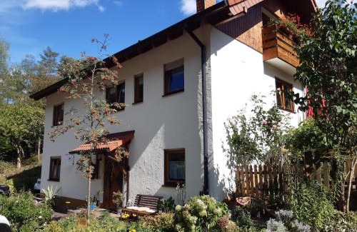 Rinnthal Apartamento | Ferienwohnungen Röller