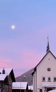 Sumvitg Apartamento | Ferienwohnungen Romantica und Pacifica - ArtDaGio
