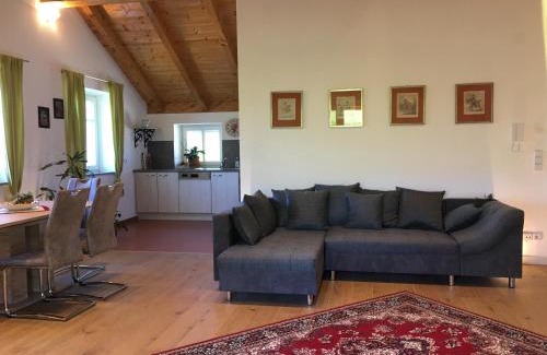 Zell Am Moos Apartamento | Ferienwohnungen Schlader