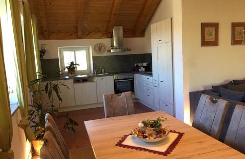 Zell Am Moos Apartamento | Ferienwohnungen Schlader