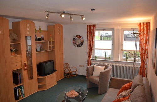 Lenne Apartamento | Ferienwohnungen Sternberg