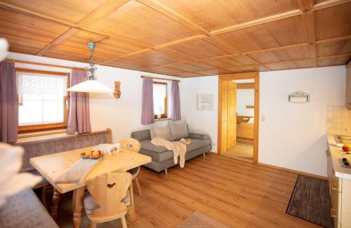 Holzgau Apartamento | Ferienwohnungen Wolf