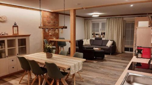 Arnbruck Apartamento | Ferienwohung Zirbe
