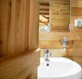 Albania Casa | Ferma Albanik