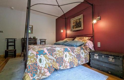 Saint-Romain-Lachalm Cama Y Desayuno | Ferme de charme avec piscine et tennis privés - FR-1-582-496