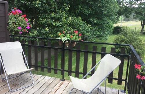 Saint-Romain-Lachalm Cama Y Desayuno | Ferme de charme avec piscine et tennis privés - FR-1-582-496