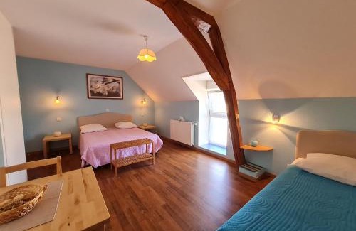 Cravant Cama Y Desayuno | Ferme rénovée près de Beaugency, 4 chambres, petit-déjeuner maison, proche Loire à Vélo - FR-1-590-445