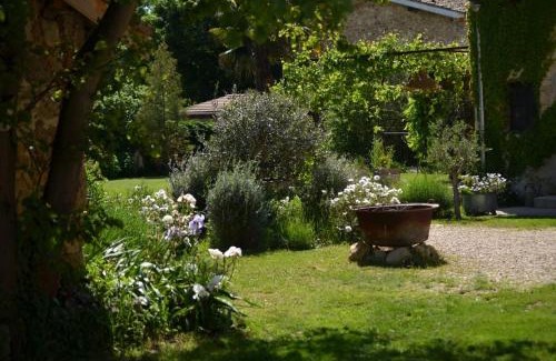 Chabeuil Cama Y Desayuno | Ferme St Pierre gîte, pisc, repas, 2-3 personnes