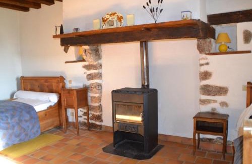 Monce-en-Belin Casa | Fermette rénovée proche 24H du Mans, 4 ch., grand terrain, idéal familles et animaux acceptés - FR-1-410-133