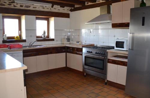 Monce-en-Belin Casa | Fermette rénovée proche 24H du Mans, 4 ch., grand terrain, idéal familles et animaux acceptés - FR-1-410-133