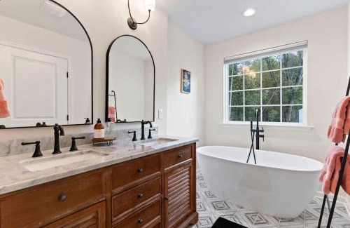 Cobham Casa | Fern Cottage - Family Home