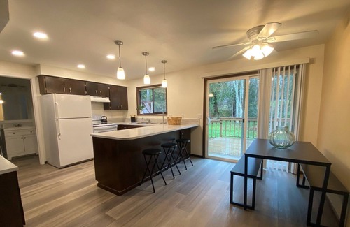 Adna Casa | Fern Hill Retreat