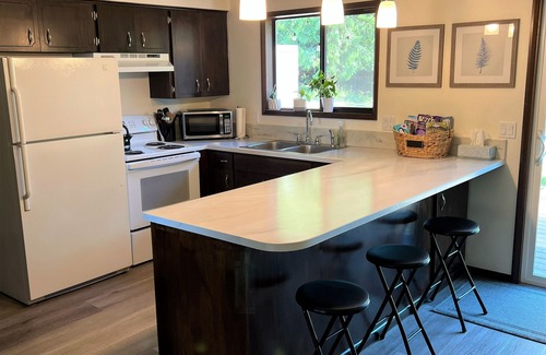 Adna Casa | Fern Hill Retreat