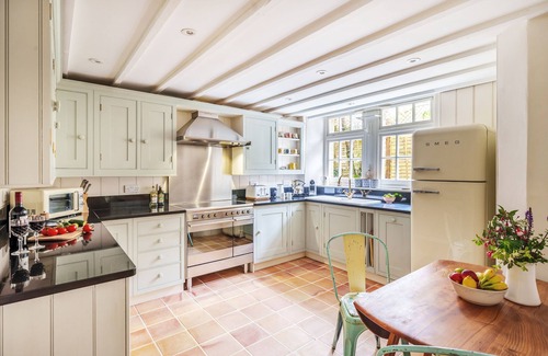 Evershot Casa | Fern House sleeps 4 guests in 2 bedrooms