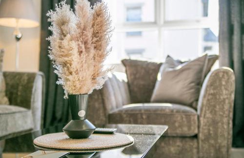 Kingswells Casa | Fern Place Villa - Grampian Lettings Ltd