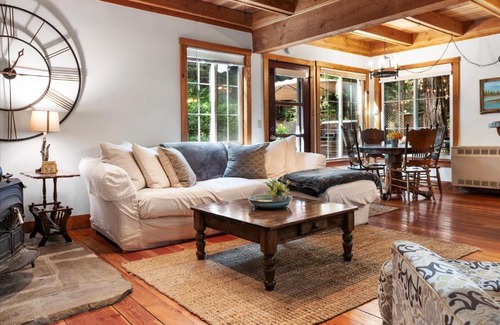 Guerneville Casa | Fern Woods - Hot Tub Redwoods Dog Friendly