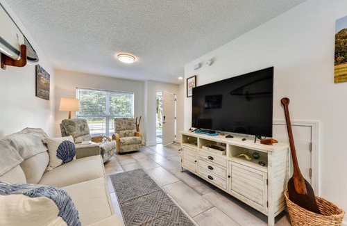 Fernandina Beach Casa | Fernandina Beach Paradise Steps to Shore!