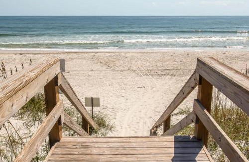 Fernandina Beach Apartamento | Fernandina Beach Condo with Pool and Beach Access!