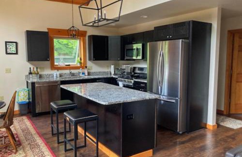 Conway Casa | Ferncrest Mountain House