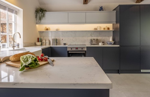 Cranbrook Cabaña | Fernwood offers families and couples a perfect base to explore the beautiful Kent countryside