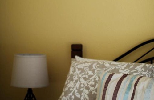 Alpine Casa | Fernwood Sanctuary: Relax W/ Weed, Wine, & Nature.