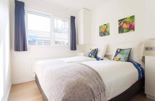 Beekbergen-Zuid Chalet De Esquí | ✓ Ferox XL at Recreatiepark Beekbergen ✓ Holiday home for 6 persons ✓ Located in Beekbergen (Gelderland) ✓ Holiday park on the Veluwe ✓ Book directly through the park