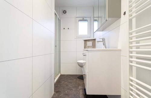 Beekbergen-Zuid Chalet De Esquí | ✓ Ferox XL at Recreatiepark Beekbergen ✓ Holiday home for 6 persons ✓ Located in Beekbergen (Gelderland) ✓ Holiday park on the Veluwe ✓ Book directly through the park