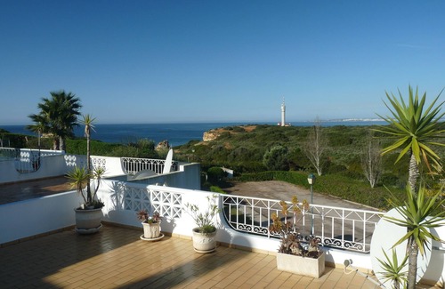 Lagoa Apartamento | Ferragudo apartment-terrace sea view-calm.
