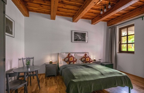 Csesznek Casa | Ferrata Guesthouse