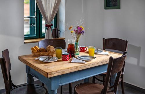 Csesznek Apartamento | Ferrata Vár Vendégház