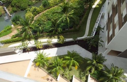 Batu Ferringhi Apartamento | Ferringhi Luxury Suite @ By The Sea