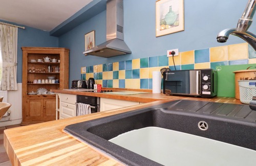 Woodbridge Cabaña | Ferry Cottage