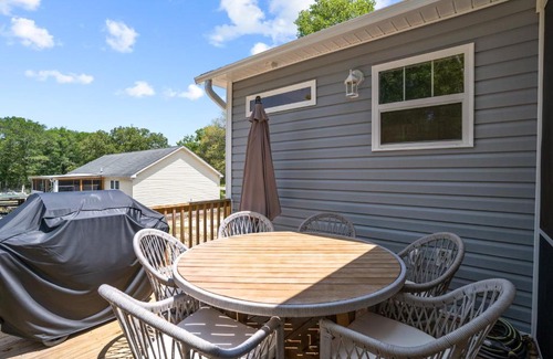 Supply Casa | Ferry House - Upper Unit