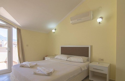 Mentese Apartamento | Fethiye Çalış beachfront Sunset Beach Club 2 bedroom Mermaid 18