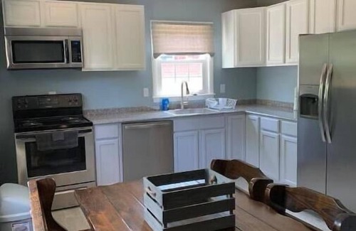 Lexington Casa | Few and Proud