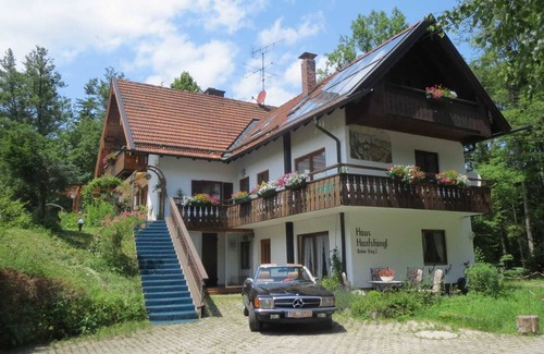 Bad Toelz Apartamento | Fewo 1 1 - Ferienwohnung Familie Hanfstängl