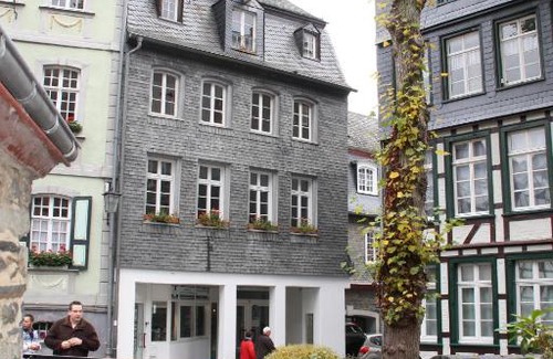 Monschau Apartamento | FeWo 1 im Geschenkehaus